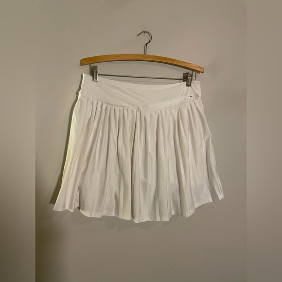 Adidas White Pleated Golf Tennis AthleticSkirt Skort - Picture 4 of 6